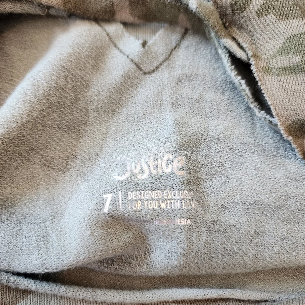 Girls Justice Camouflage shirt size 7